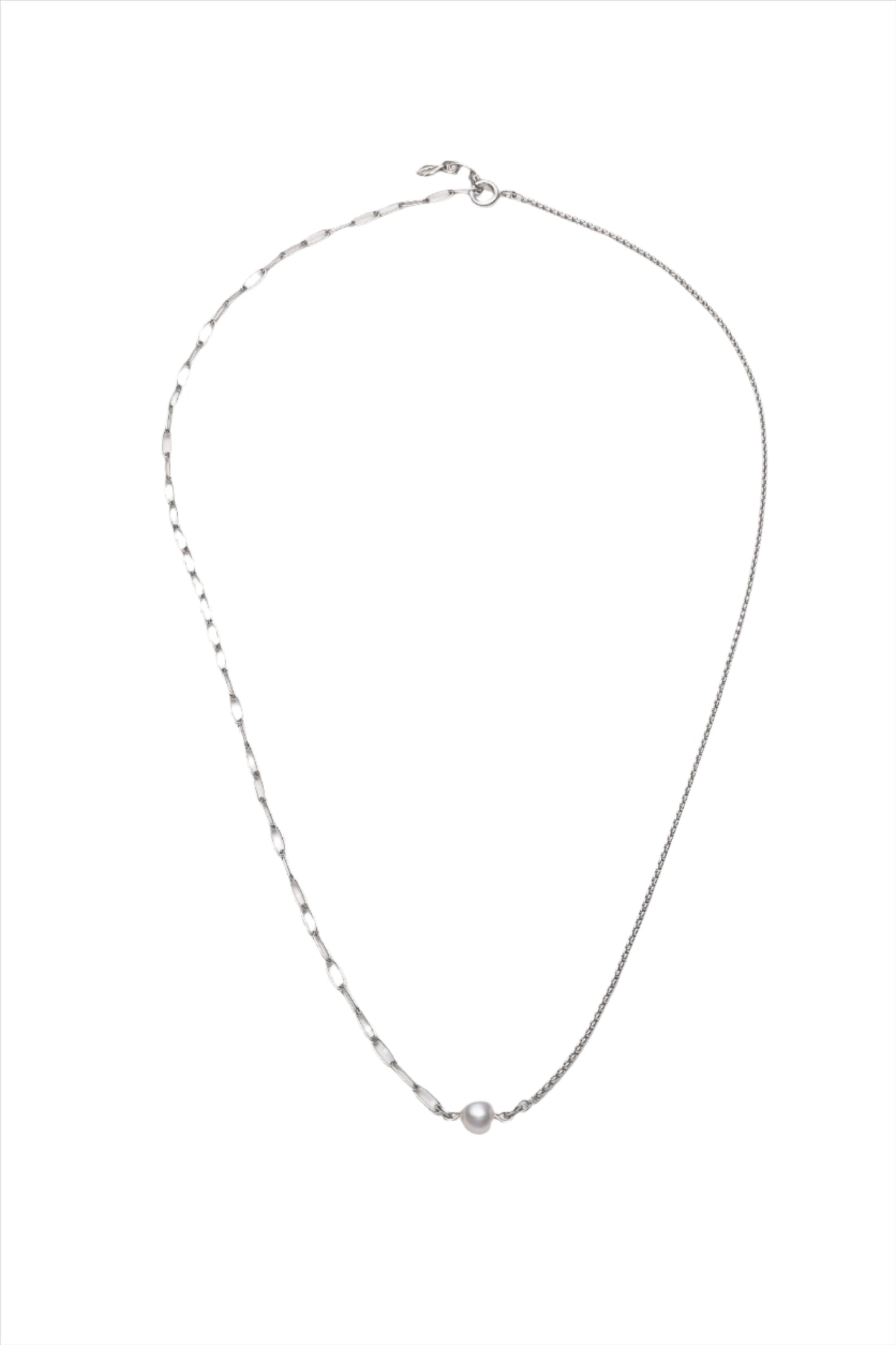 Pearlside Necklace Delicate